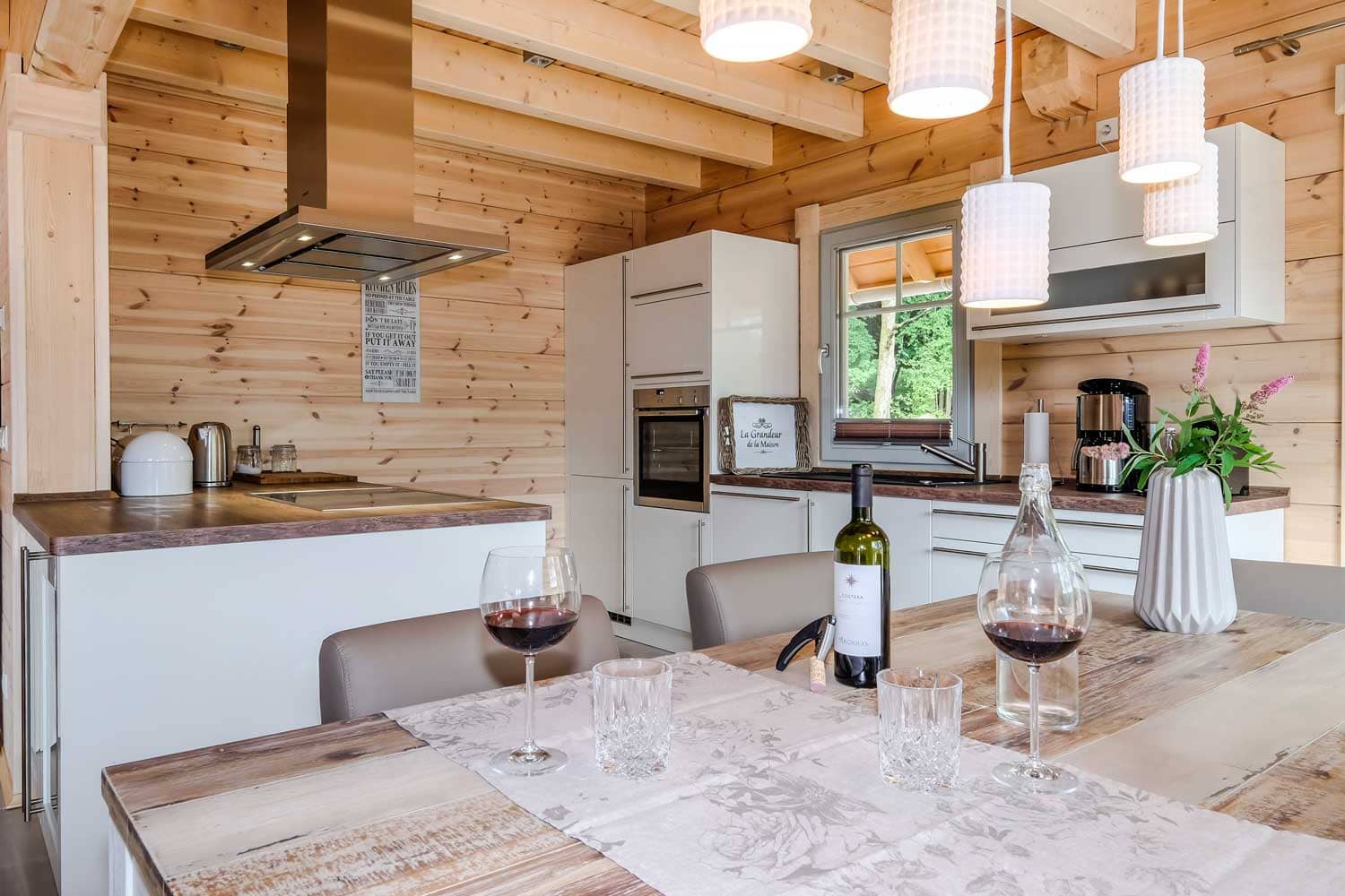 Lodge Blickfang – Küche und Essbereich