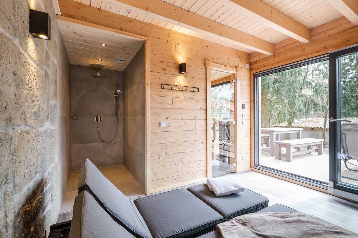 Saunabereich im Chalet Wellness
