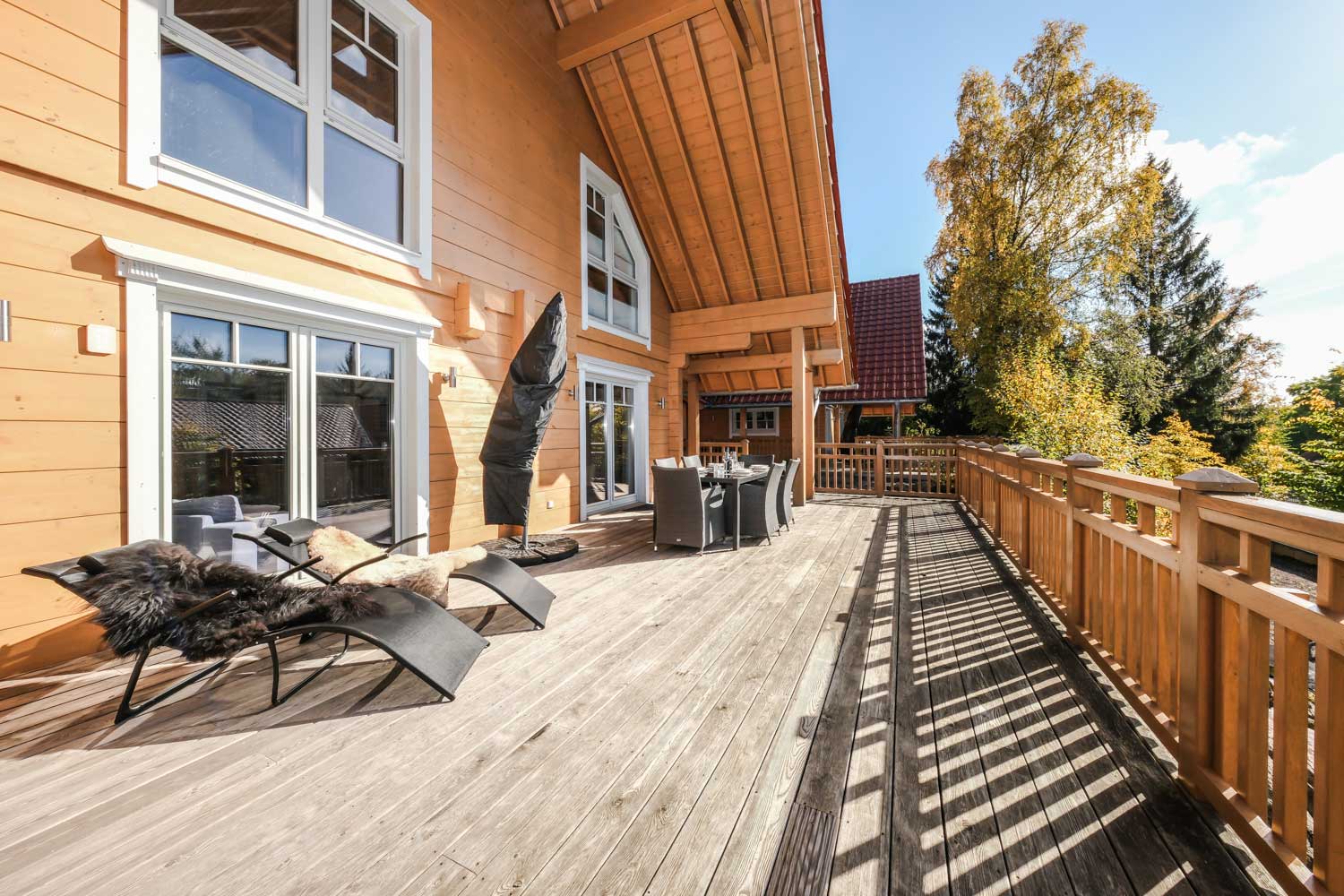 Terrasse der Lodge Einklang